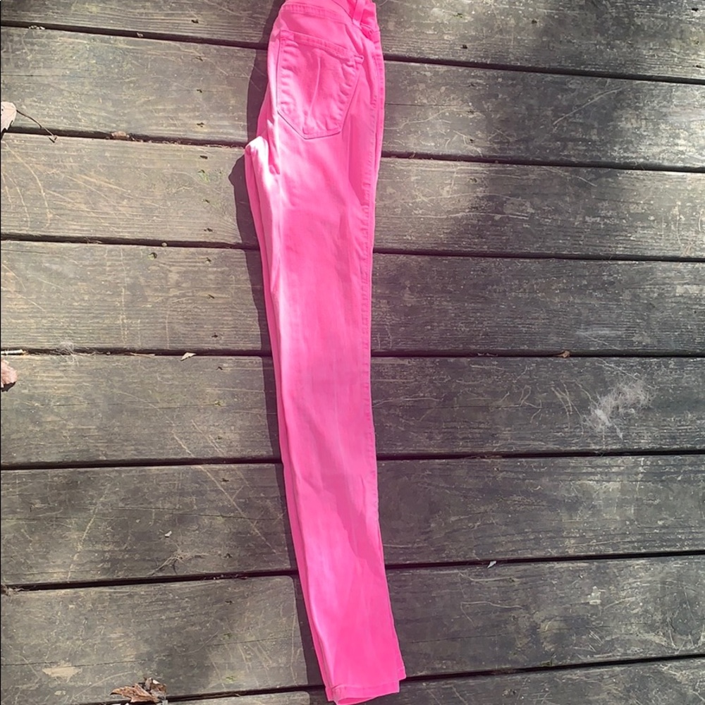 Hot pink jeggings.